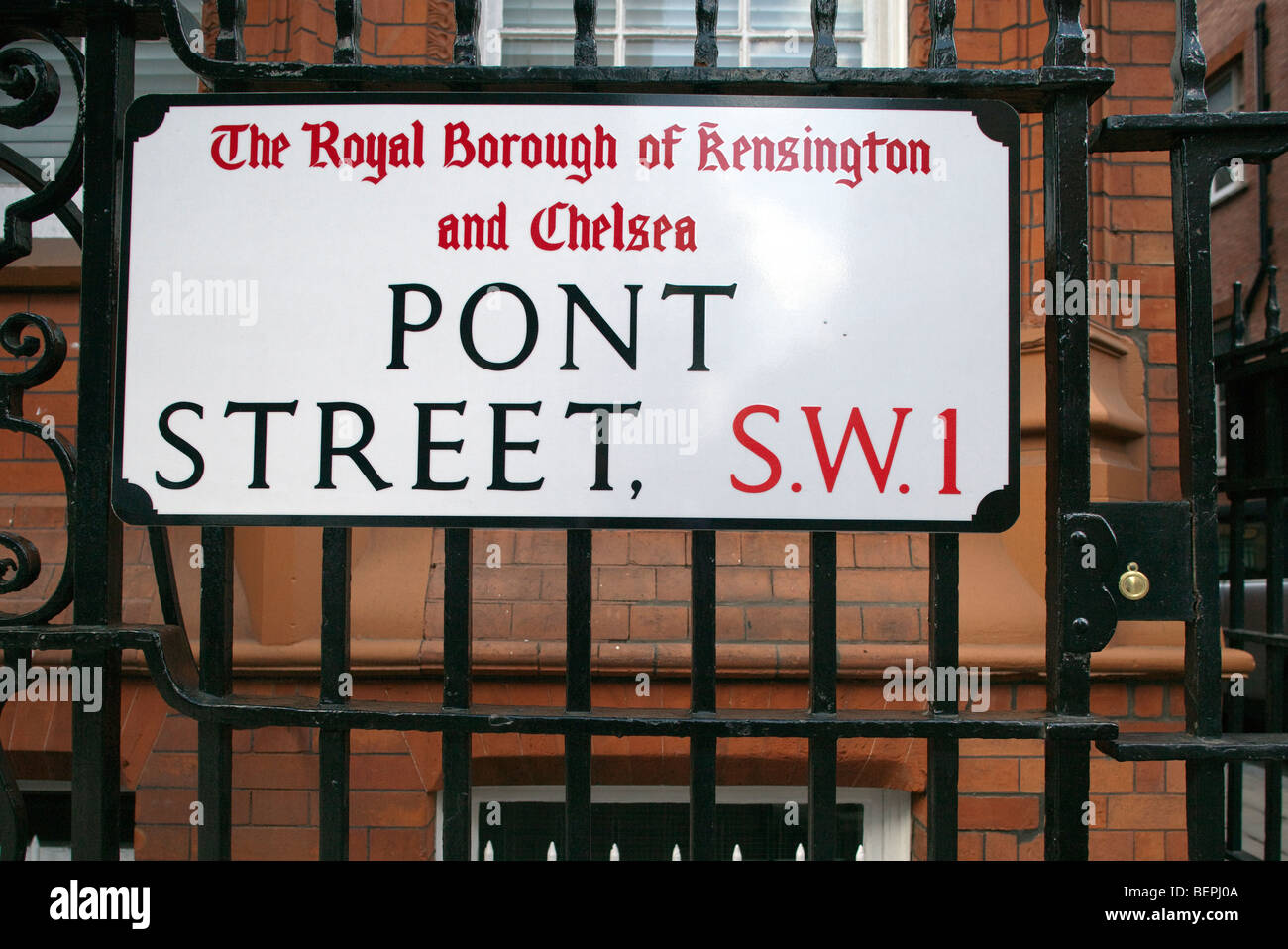 Pont-Straße Zeichen, Kensington, London, England, Vereinigtes Königreich Stockfoto