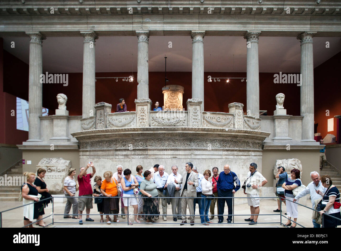 Römische Architektur in das Milet Markt Tor Raum, Pergamon Museum, Berlin, Deutschland Stockfoto