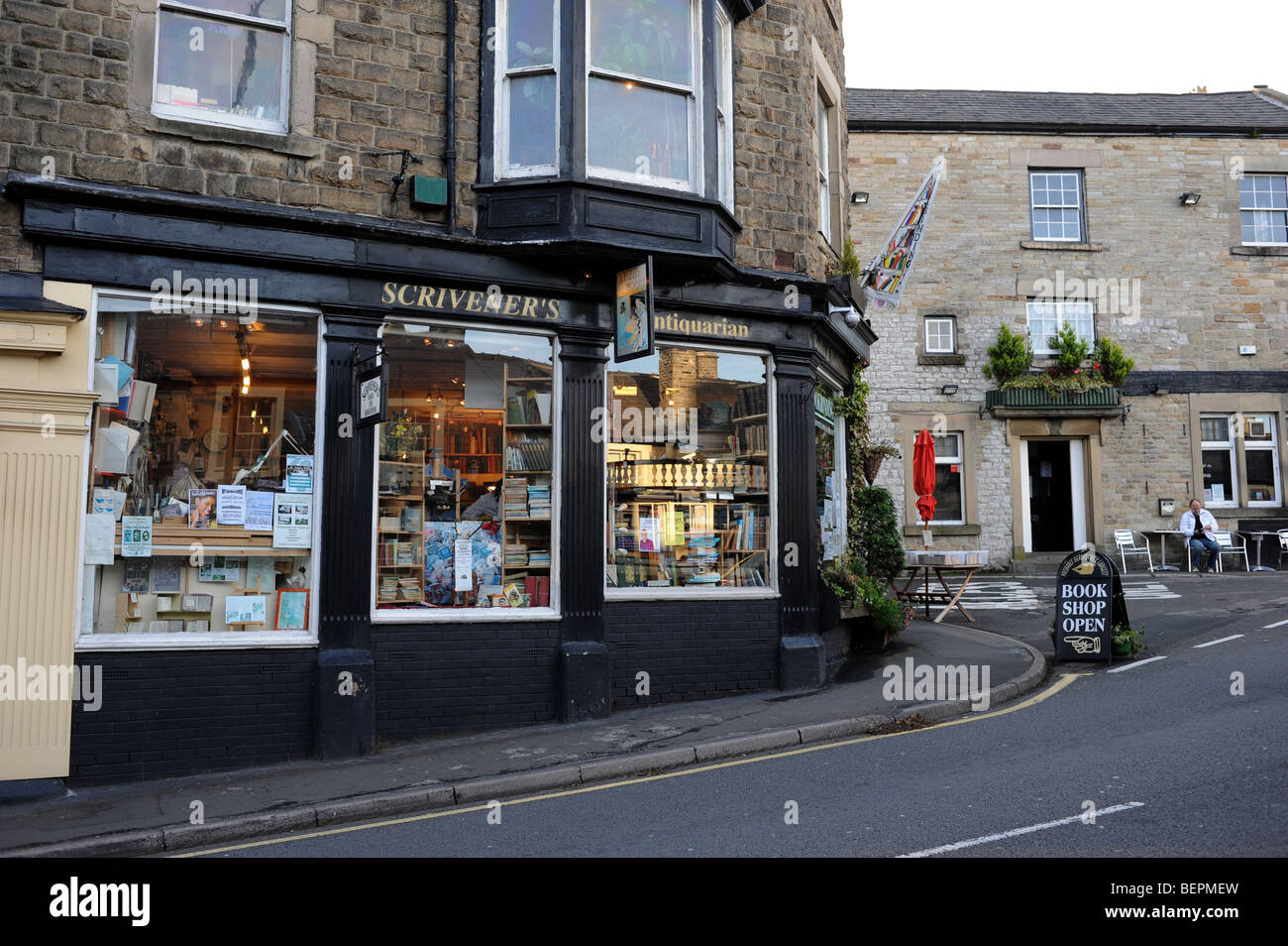 Scrivener Buch und Buchbinderei in Buxton Derbyshire UK - Foto von Simon Dack Stockfoto