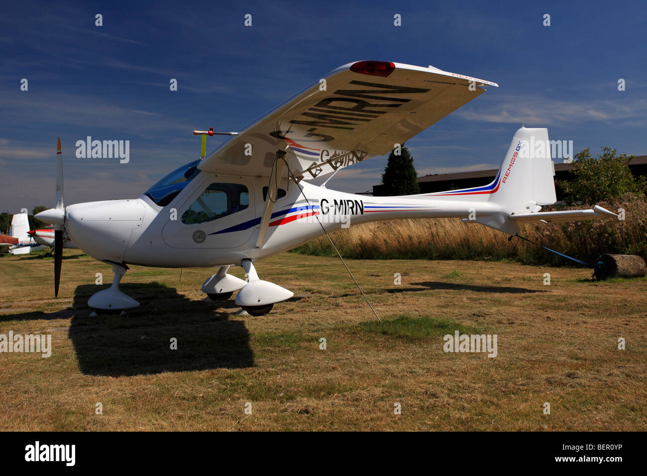 Die remos GX Light aircraft, derzeit bei Elstree Flugplatz, Hertfordshire, England stationiert. Stockfoto