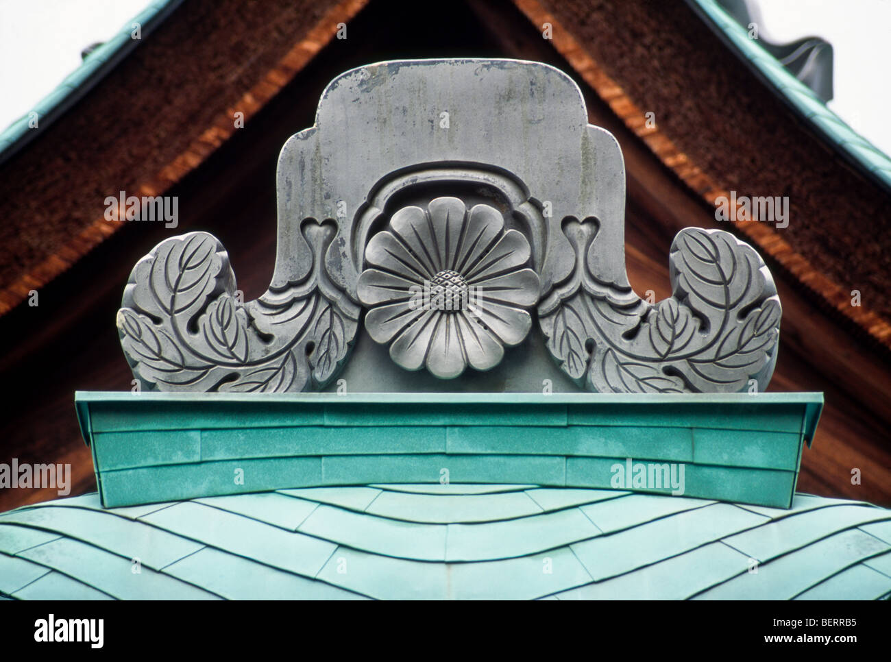 Architektonische Details des Gebäudes Dach, aus Gründen der Daikaku-Ji (Tempel), Arashiyama Bezirk, Kyoto, Japan Stockfoto