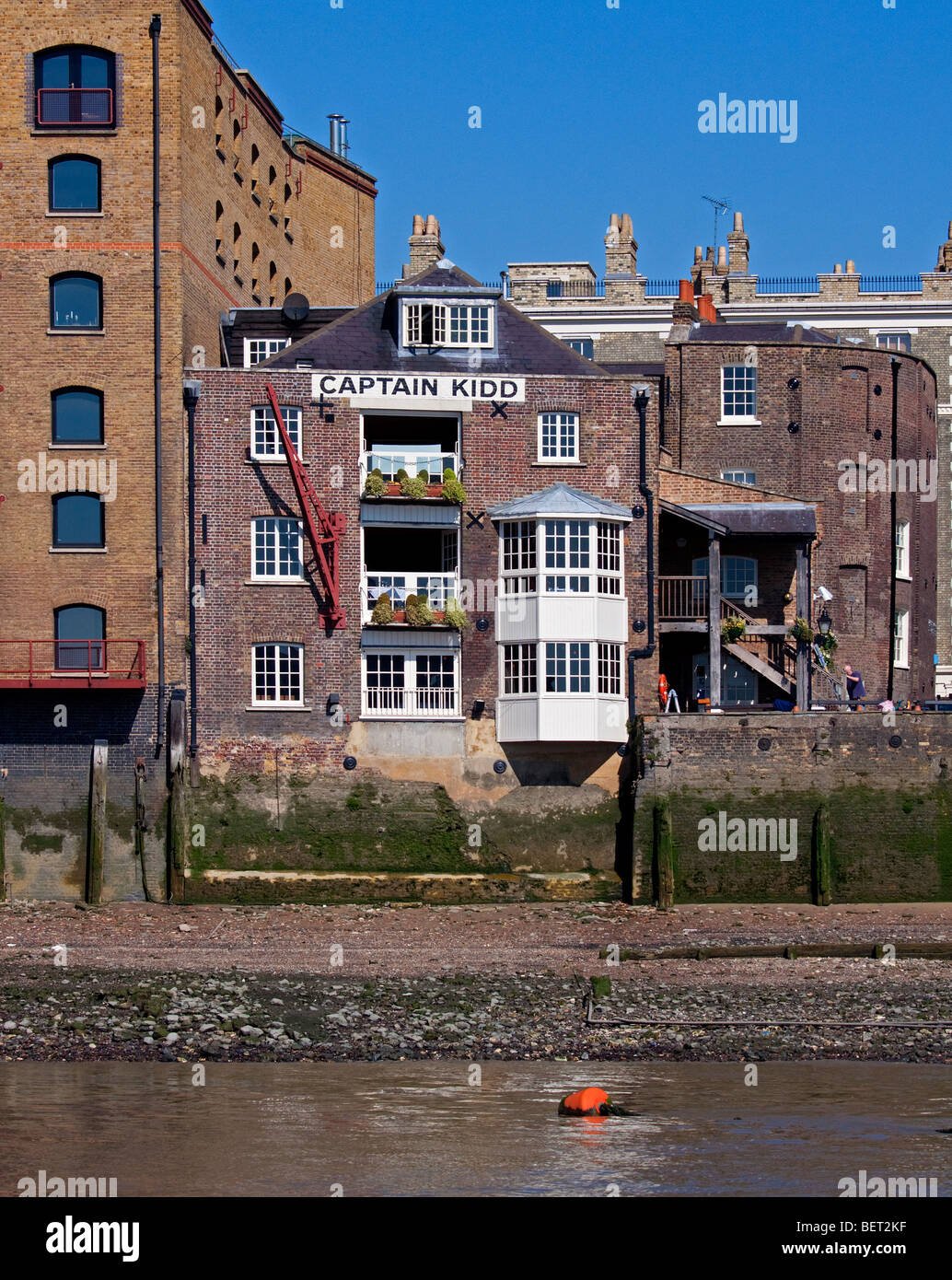 Captain Kidd Public House am Ufer der Themse, Wapping, London, England Stockfoto