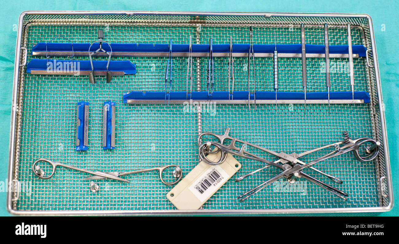 Chirurgisches Instrument Tray für Katarakt-Augenchirurgie Stockfoto