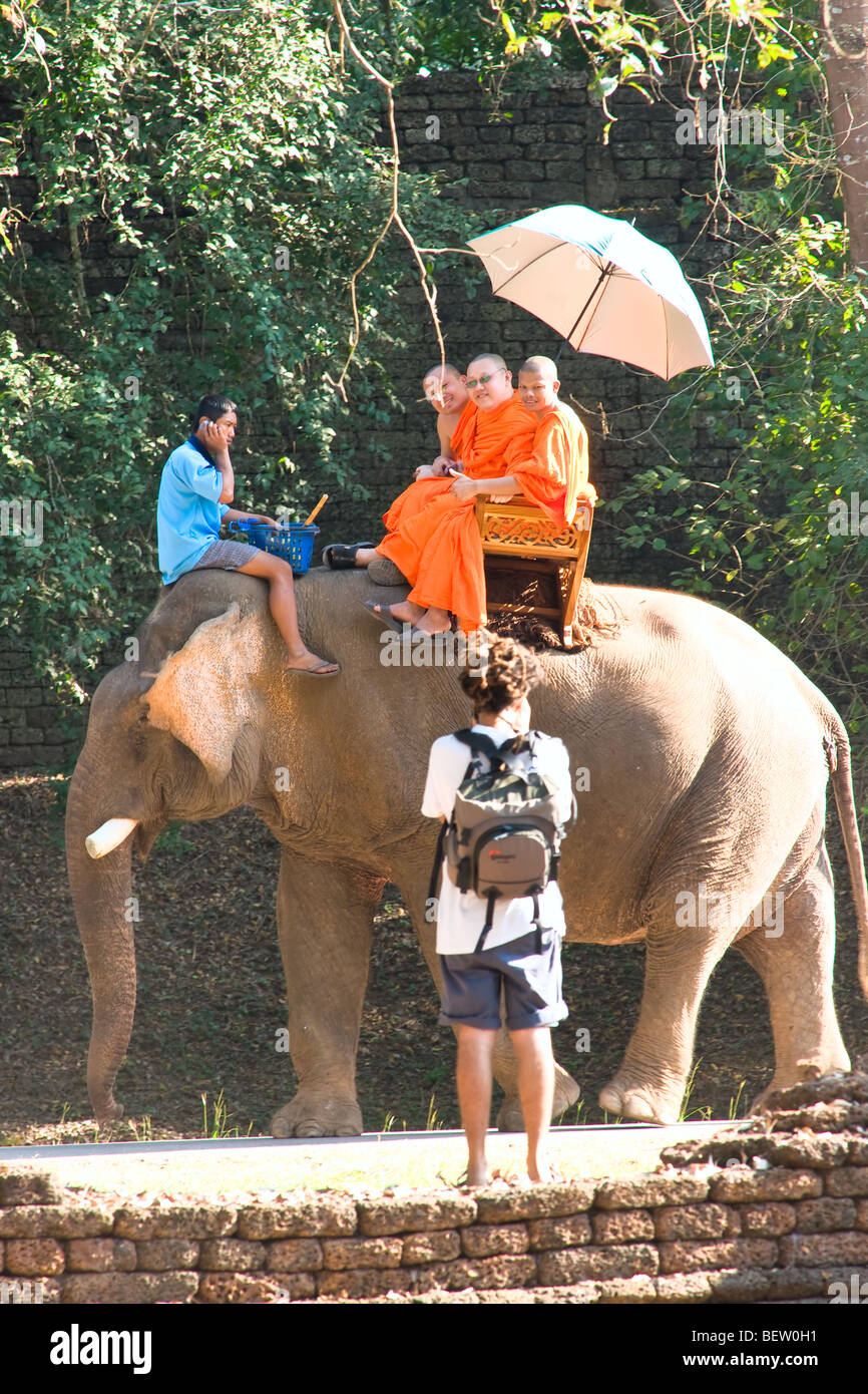 Menschen den Besuch von Ayutthaya, Thailand. Stockfoto