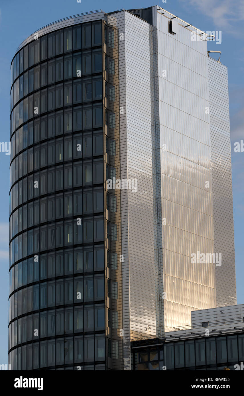 Medienturm, Medienhafen, Düsseldorf, Nordrhein-Westfalen, Deutschland. Stockfoto
