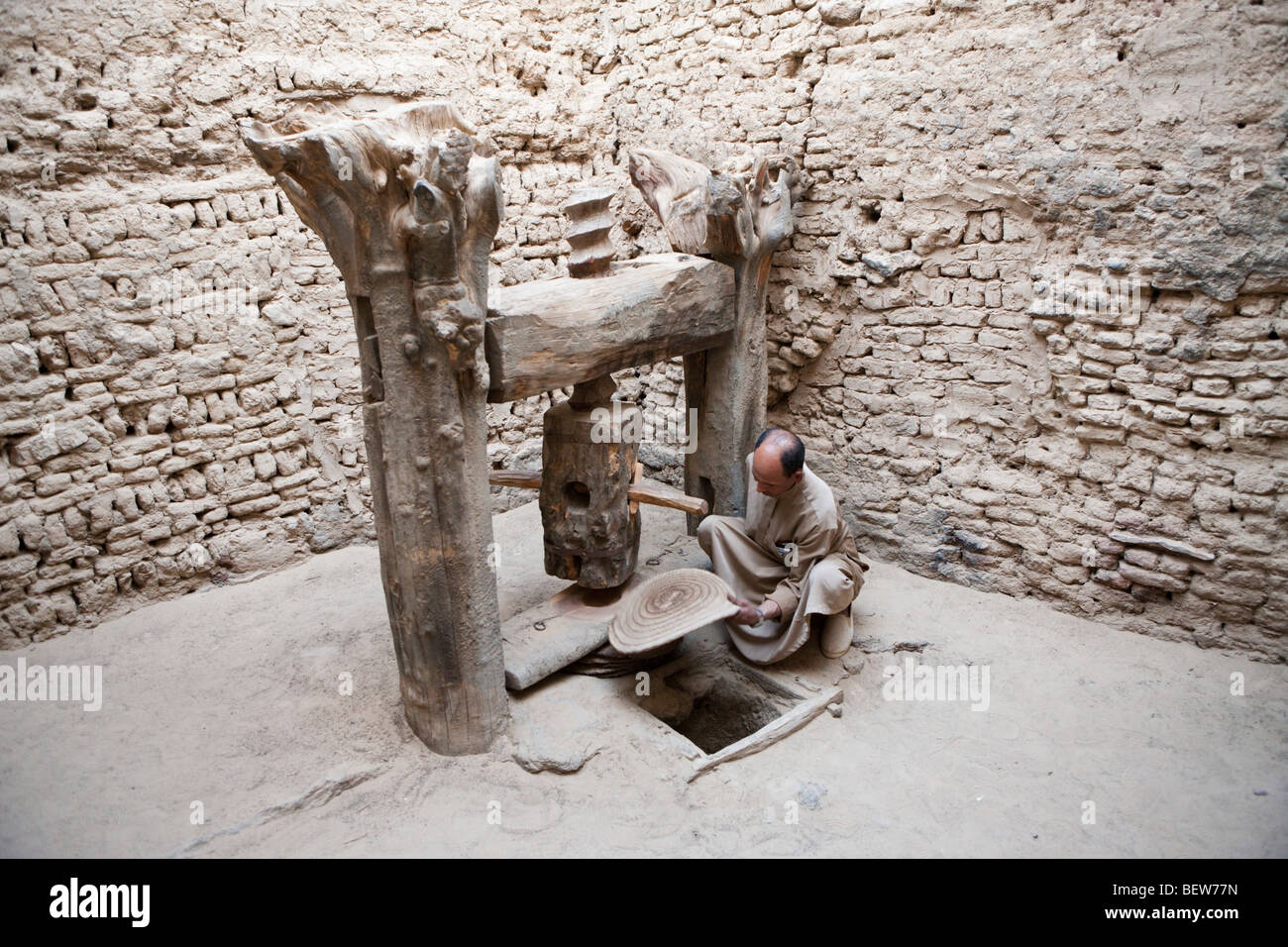 Olive Squeezer in Dakhla Oase, libysche Wüste, Ägypten Stockfoto