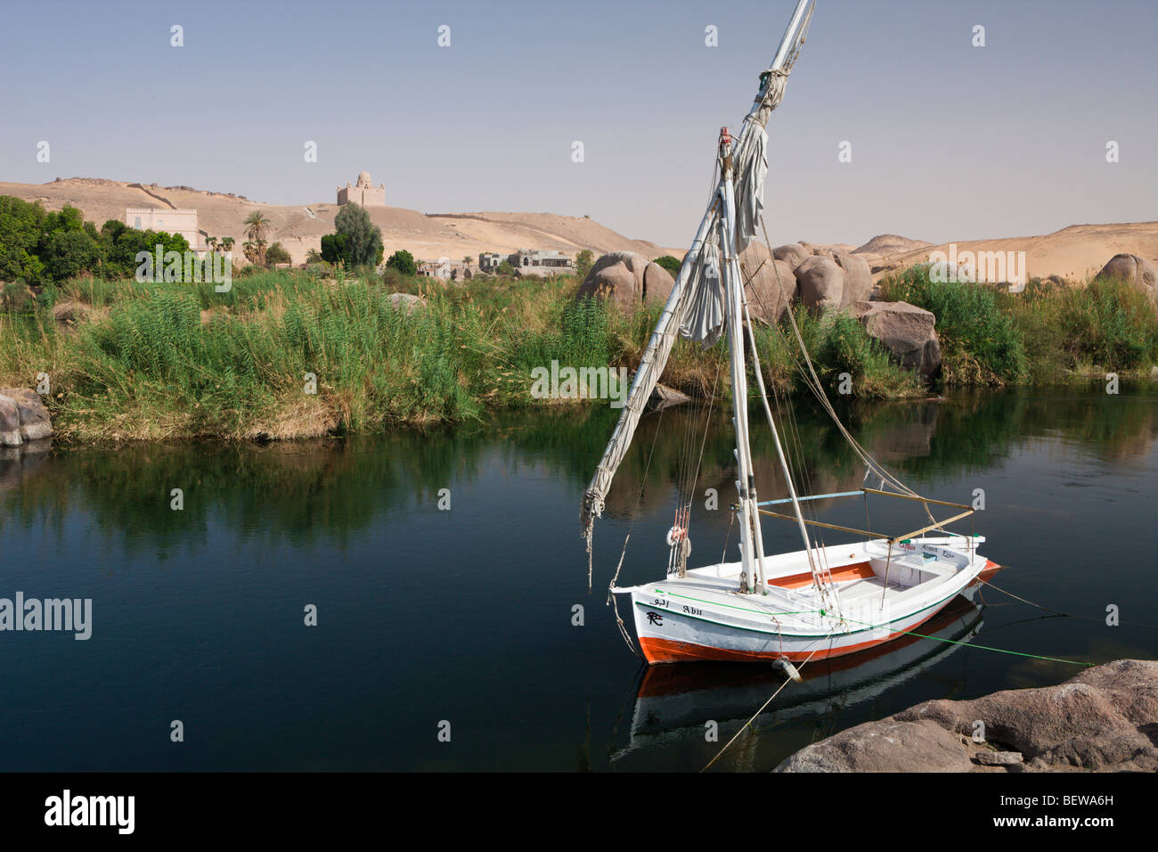 Feluke auf Katarakt Nil, Assuan, Ägypten Stockfoto