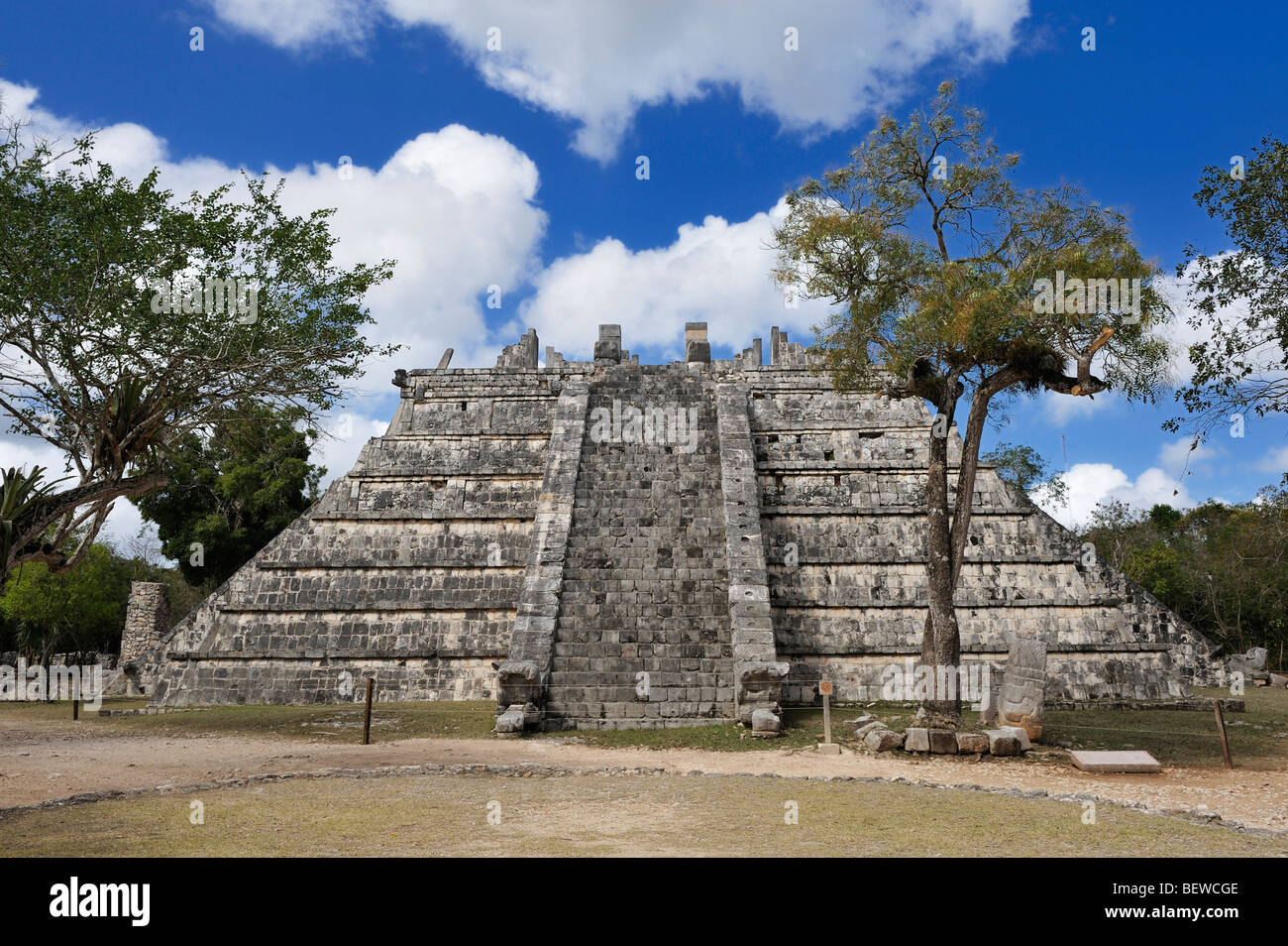 Der Hohepriester-Tempel an der Maya Ruine Website Chichen Itza, Yucatan, Mexiko Stockfoto