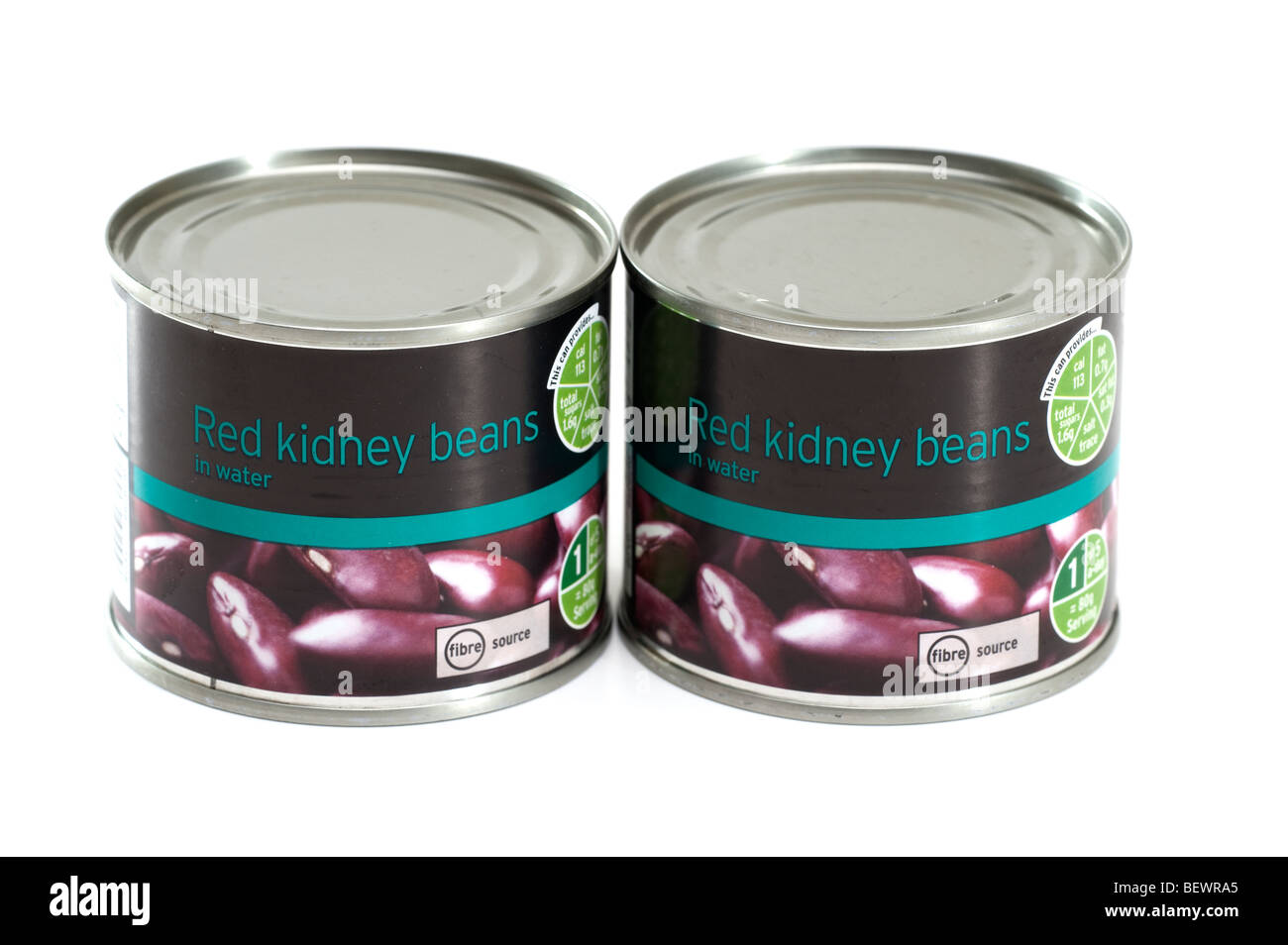 Zwei Dosen rote Kidney-Bohnen Stockfoto