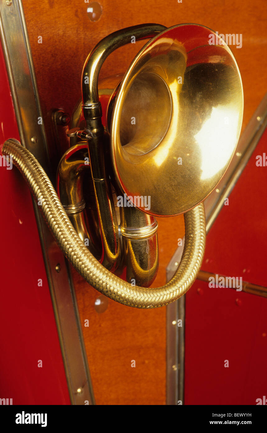 Signal horn -Fotos und -Bildmaterial in hoher Auflösung – Alamy
