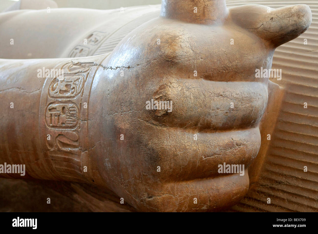 Statue von Ramses der zweite bei Memphis, Ägypten. Stockfoto