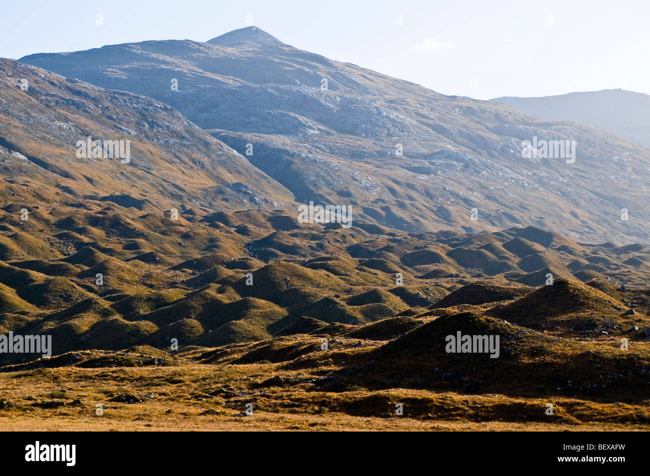 Glaziale Drumlins Bein Eighe Wester Ross, Schottland.  SCO 5413. Stockfoto