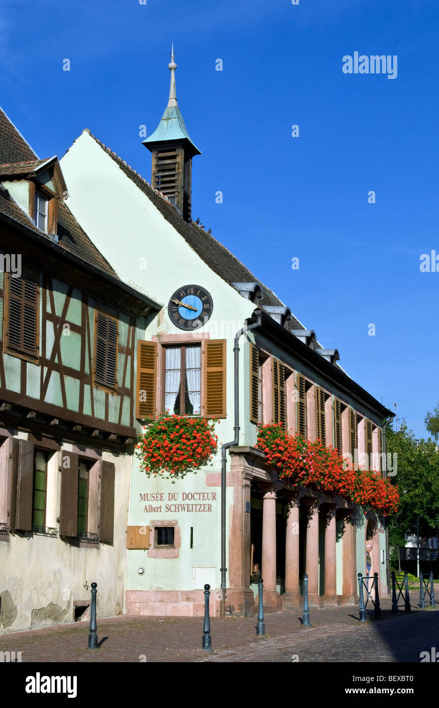 Außenansicht des Museums von Albert Schweitzer in seinem Geburtsort Kaysersberg Elsass Frankreich Stockfoto