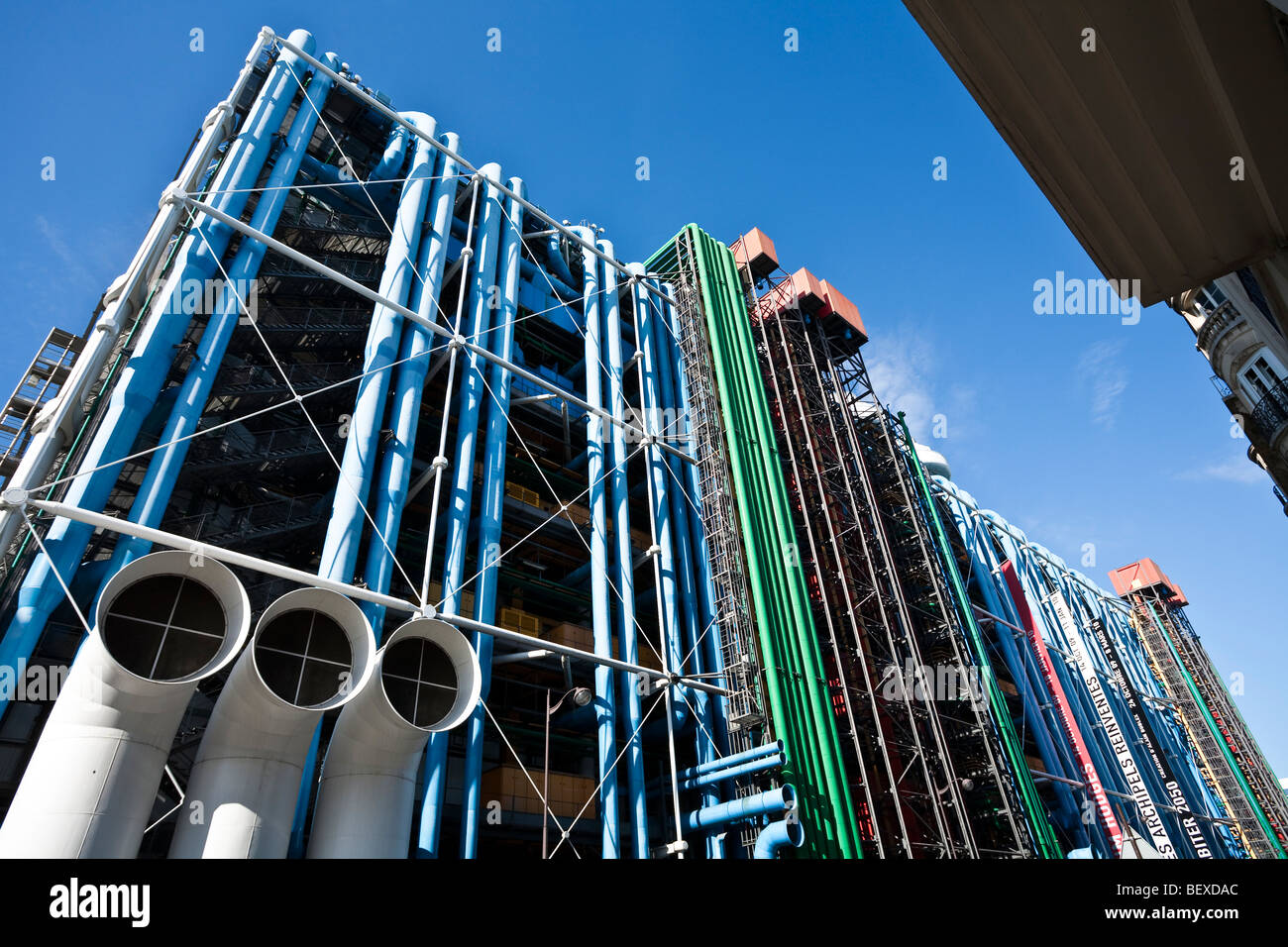 Centre Georges Pompidou in-und auswendig Gebäude beherbergt Mus e National d ' Art Morderne. Paris Frankreich Stockfoto