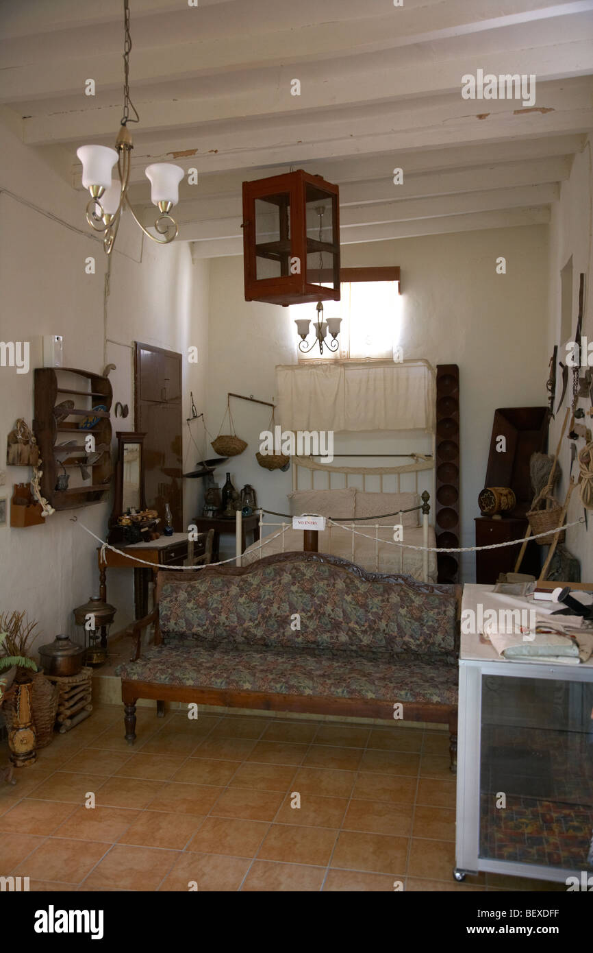 Innere des Takis und Gregoria Traditionshaus jetzt Spitzenmuseum in Pano Lefkara Republik Zypern Europa Stockfoto