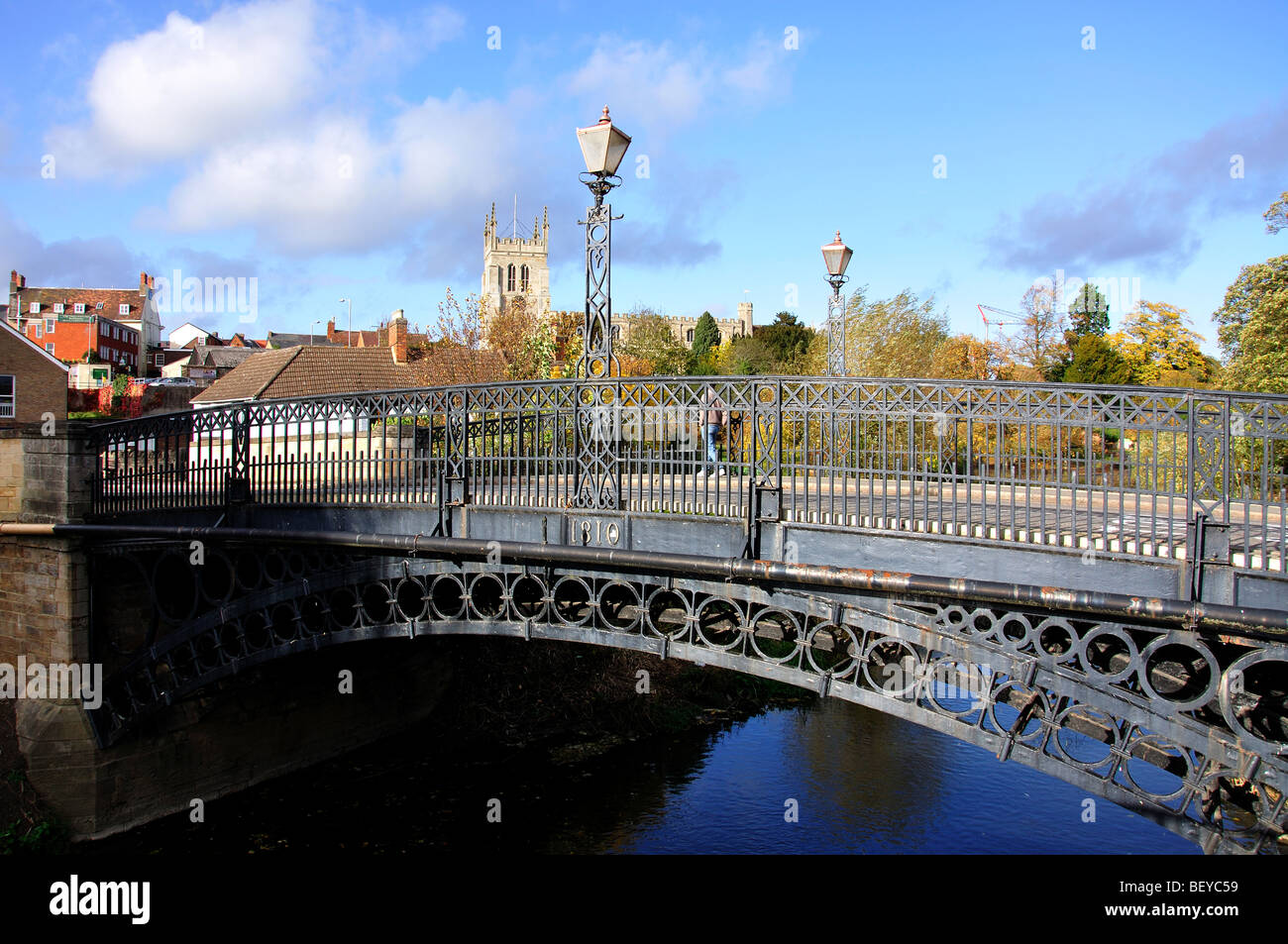 Tickford Brücke über den Fluss Ouzel, Newport Pagnell, Buckinghamshire, England, Vereinigtes Königreich Stockfoto