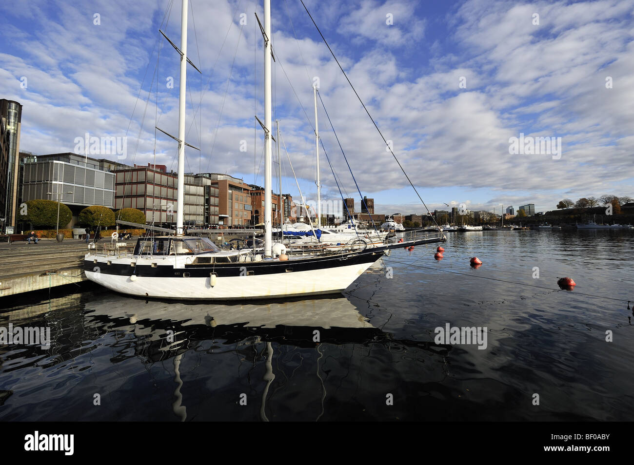 Oslo Hafen von Aker Brygge Shopping District, Norwegen Stockfoto