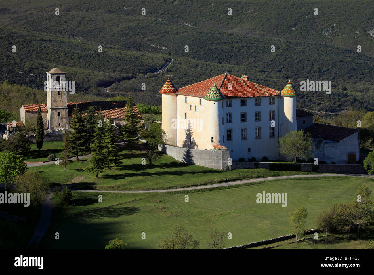 Das Castel Dorf Aiguines in den Verdon-Nationalpark Stockfoto