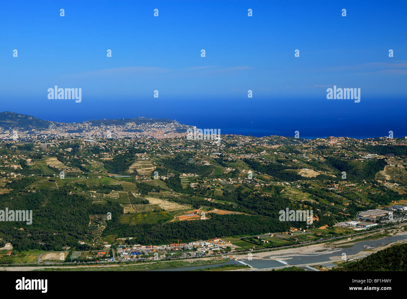 Die Var-Tal, der Mittelmeerküste in der Nähe von Nizza Stadt Stockfoto