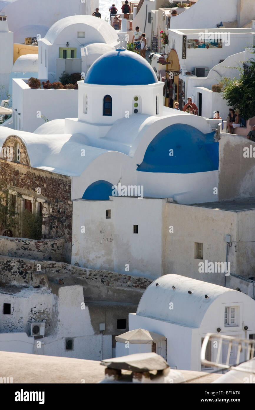 Klassische Gebäude in Santorini beschnitten, um Rahmen zu füllen Stockfoto