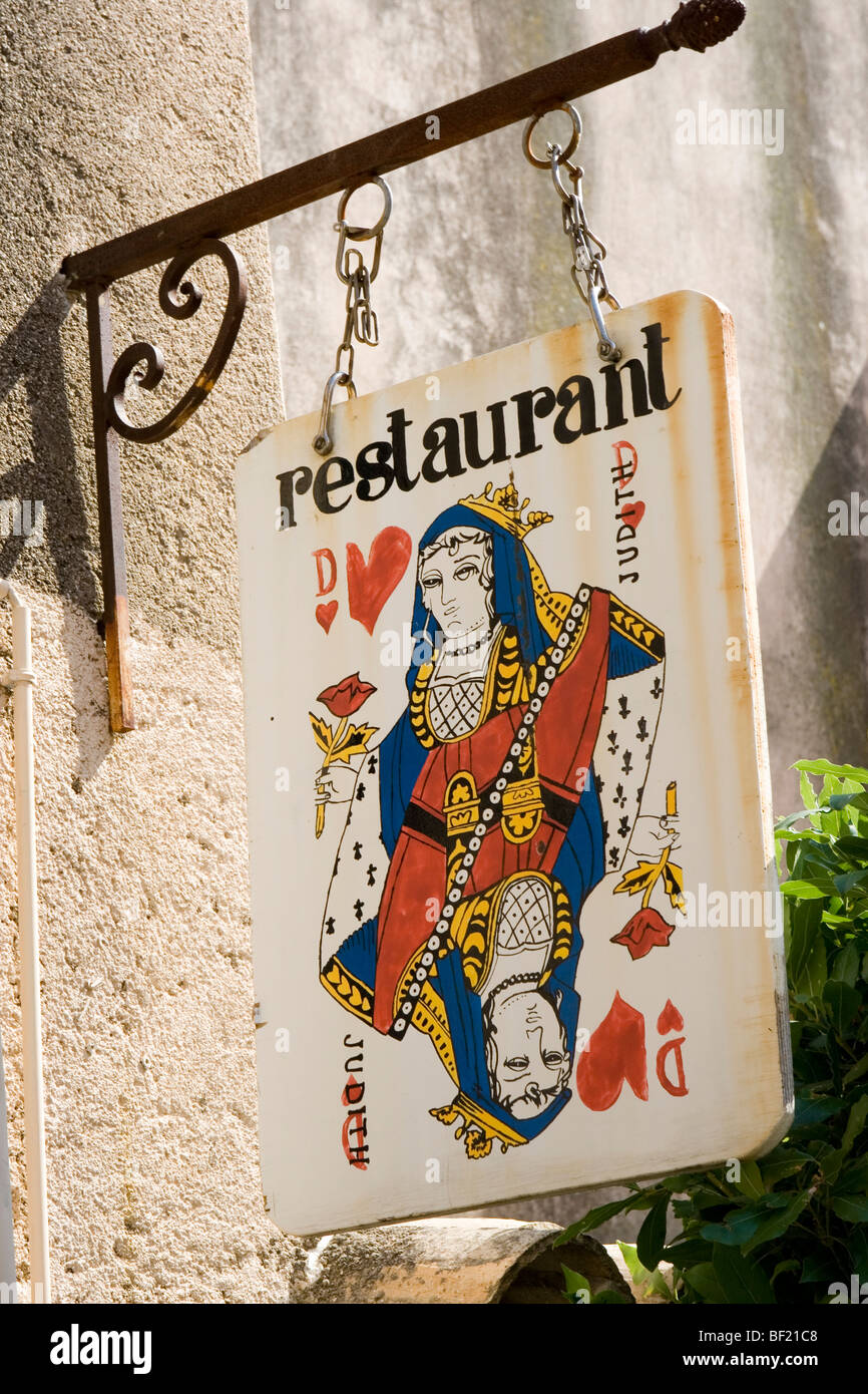 Ein Restaurant-Zeichen in Saint-Tropez, Côte d ' Azur Stockfoto