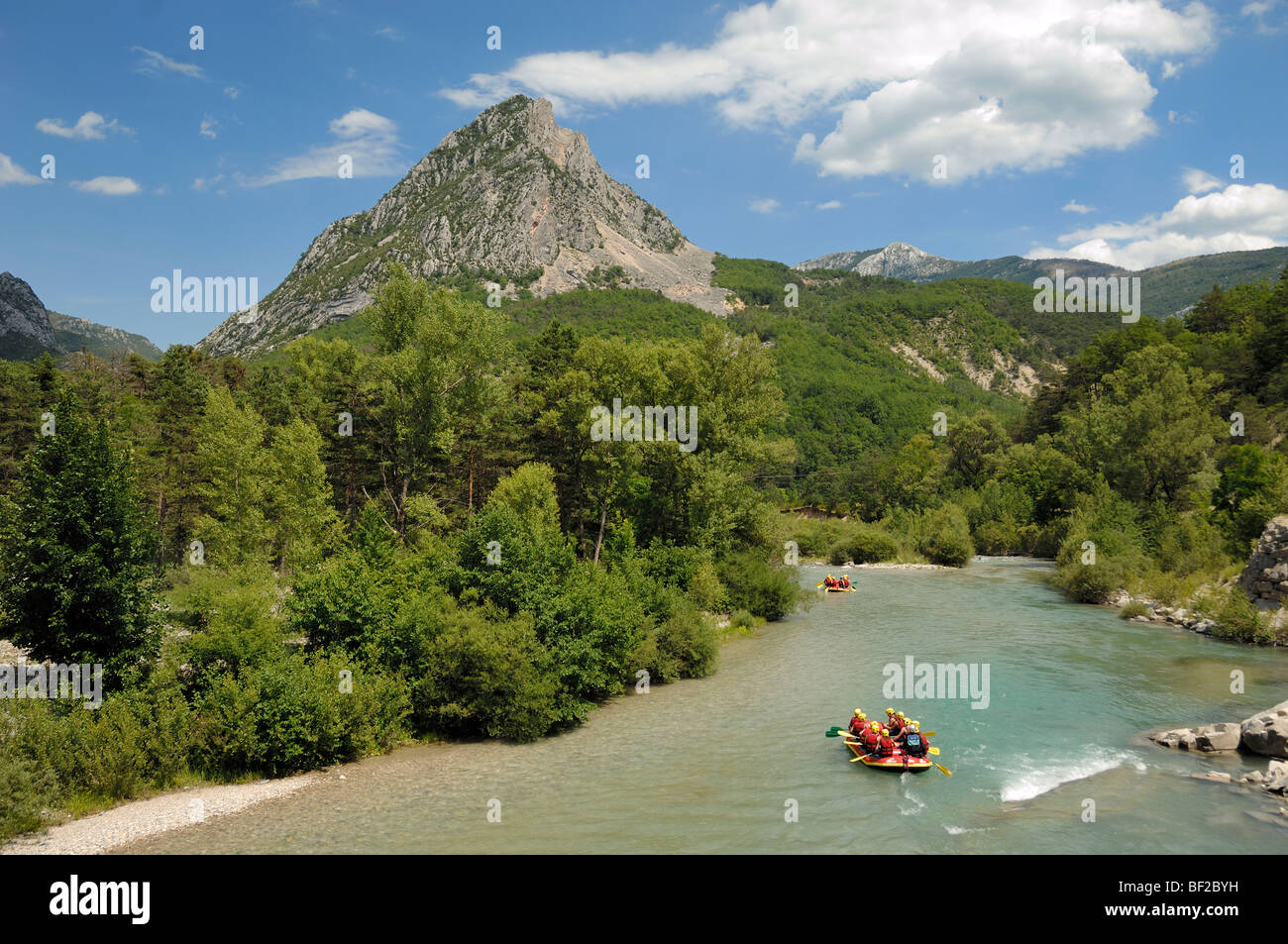 Rafting auf der Gorges du Verdon, Verdon-Schlucht oder Fluss Verdon Alpes-de-Haute-Provence Provence Frankreich Stockfoto