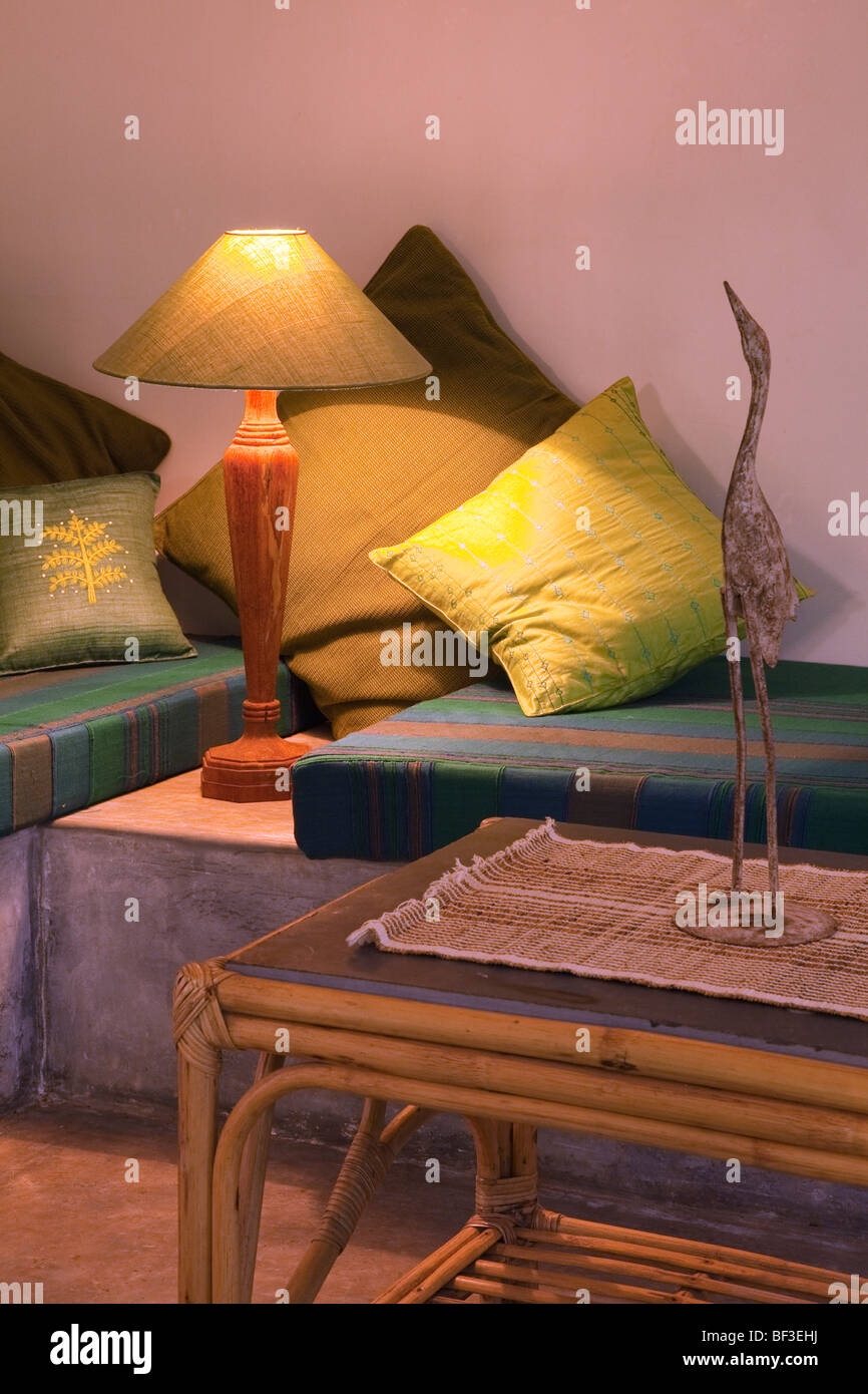 Einrichtung in einer modernen tropische villa Stockfoto