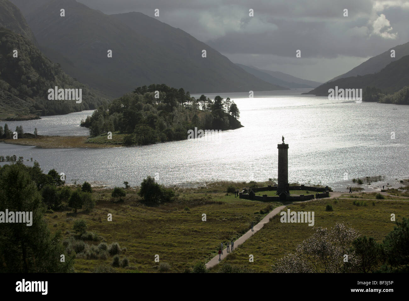 Glenfinnan Monument und Insel Loch Shiel Highland Region Schottland Stockfoto