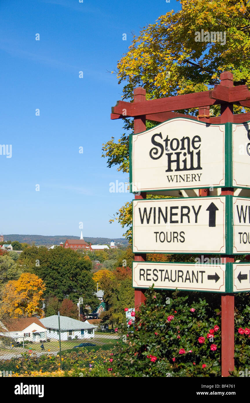 Ansicht von Hermann, MO, von Stone Hill Winery. Stockfoto
