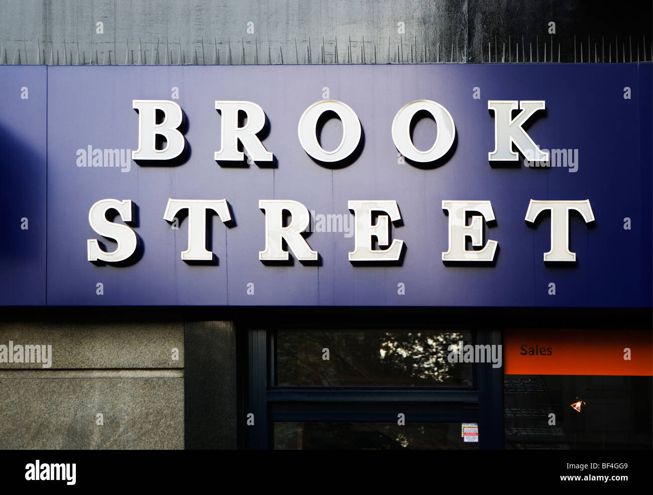 Brook Street Arbeitsagentur Zeichen, Central London, England, UK, Europa Stockfoto