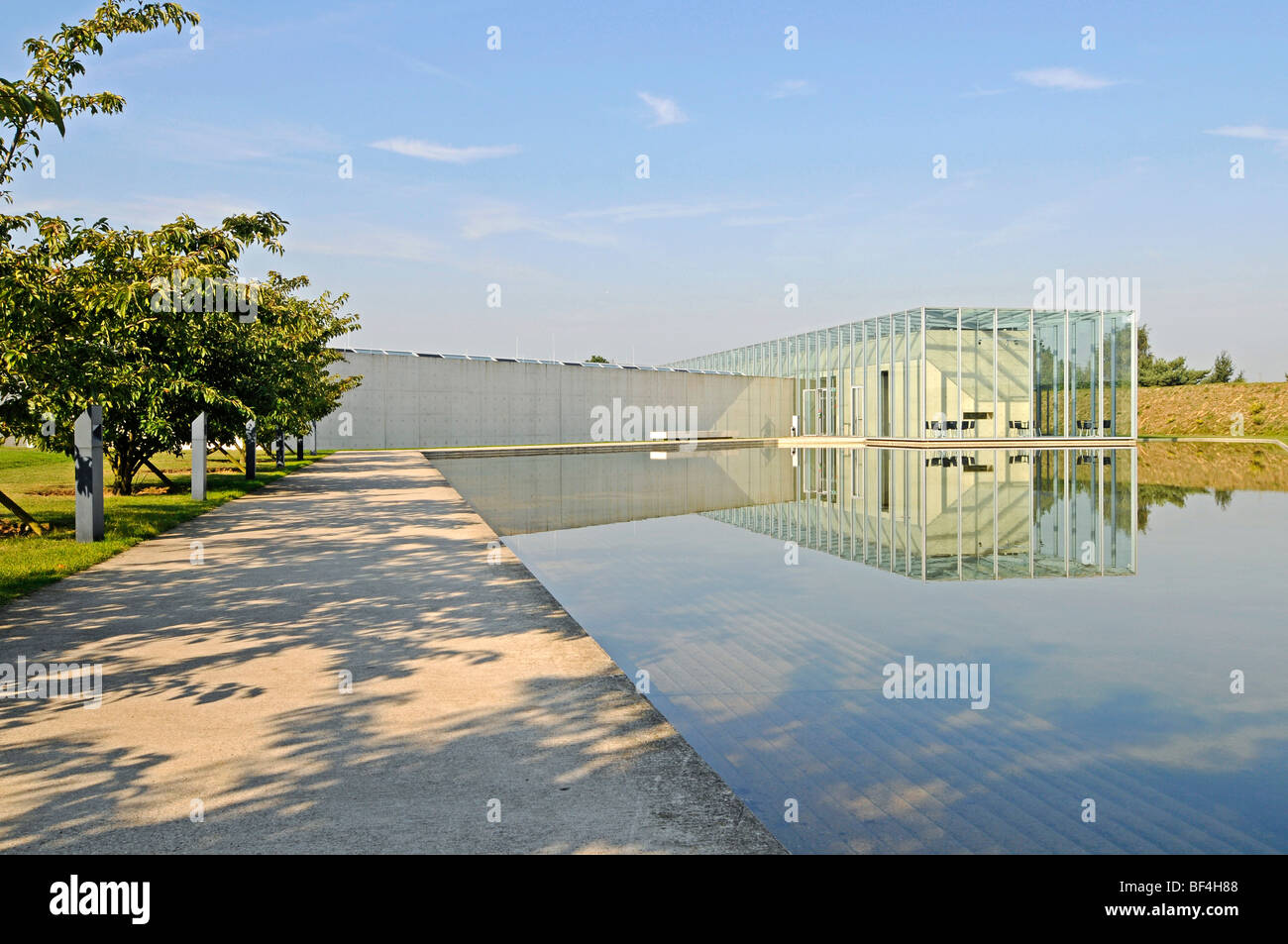 Glas, Bau, moderne Architektur, Teich, ehemalige Raketenbasis