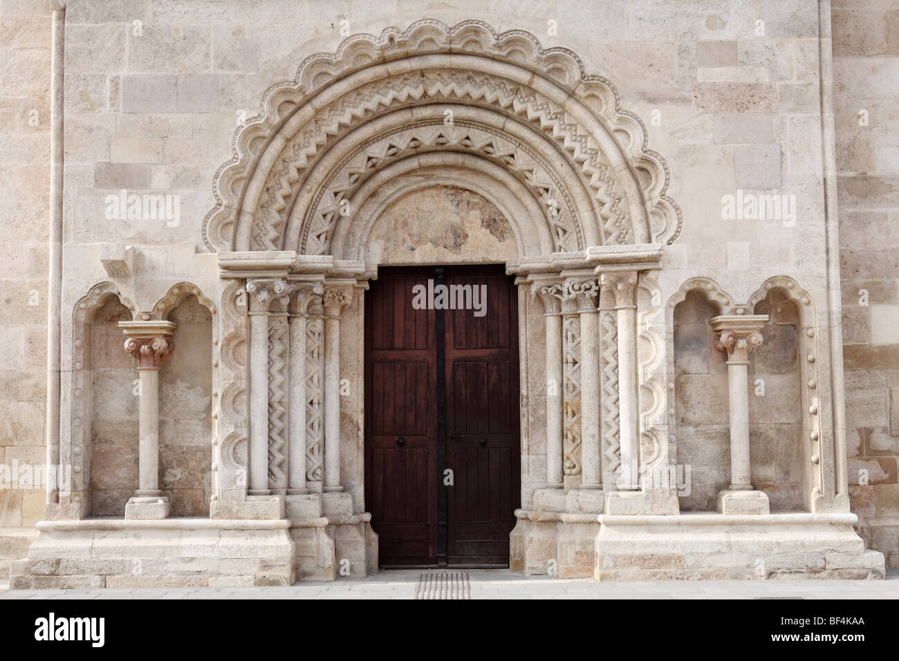 Braut-Portal, Dom, Wiener Neustadt, Niederösterreich, Österreich Stockfoto