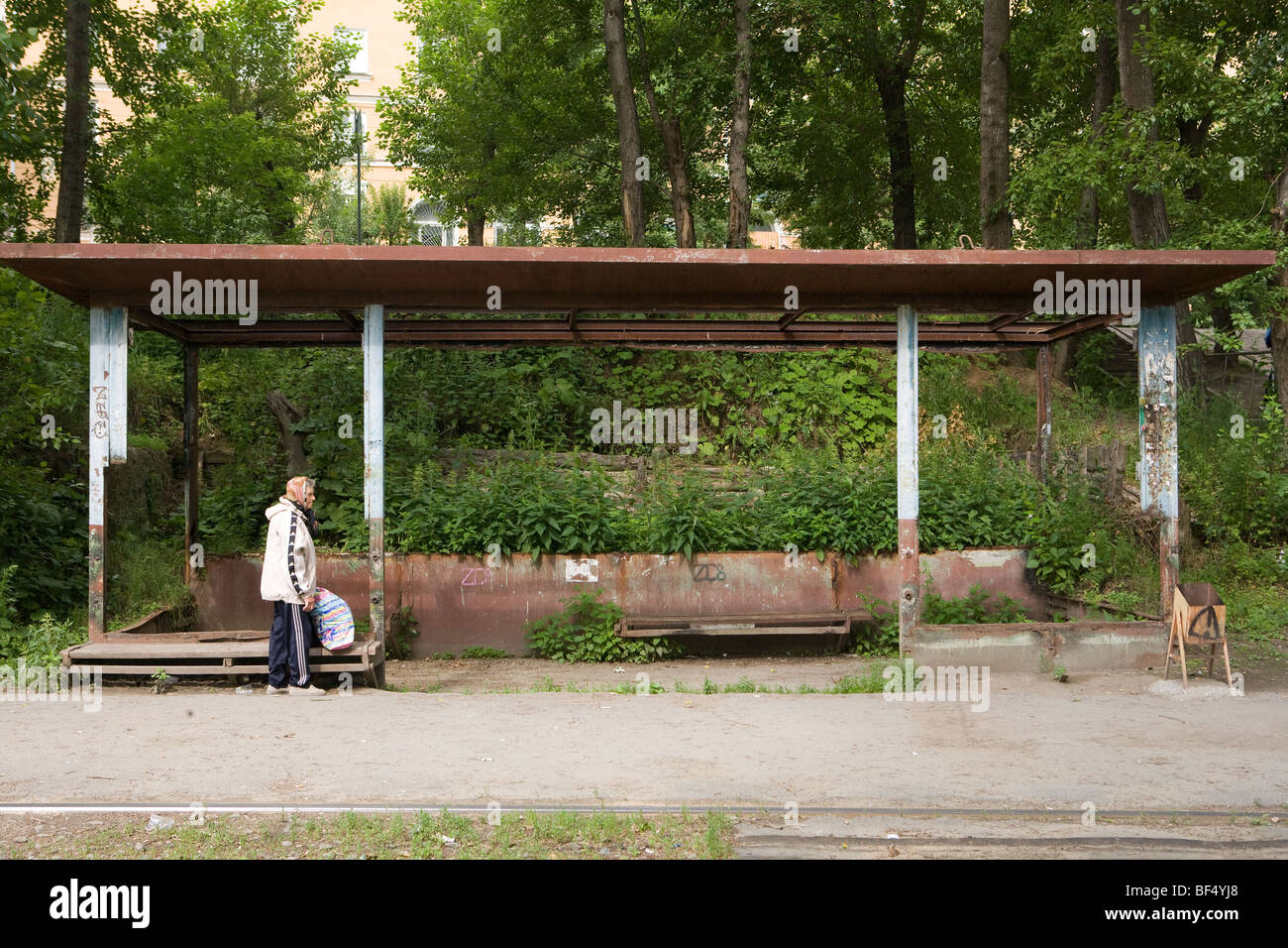 ländliche Straßenbahnhaltestelle Tagil, Russland Stockfoto