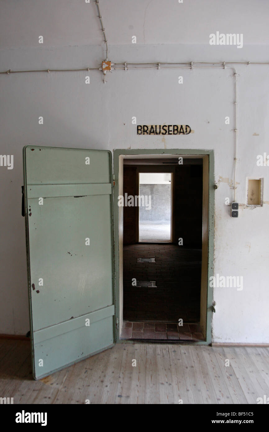 Großen Krematorium, Gaskammern, getarnt als Duschen, KZ-Gedenkstätte Dachau, Dachau, Bayern, Deutschland, Europa Stockfoto