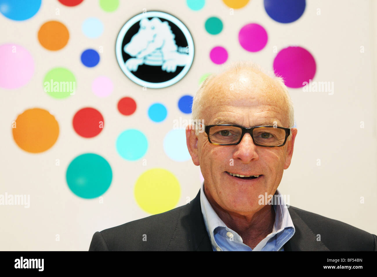 Crocs CEO John Duerden bei Crocs out-lassen Sie sich im Einkaufszentrum Westfield London Stockfoto