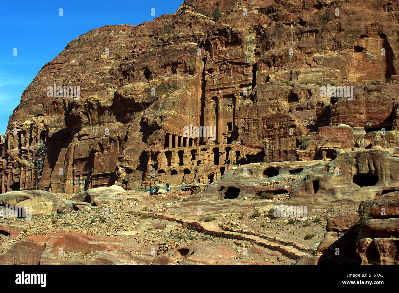 Die Urne Grab, Petra, Süden von Jordanien Stockfoto