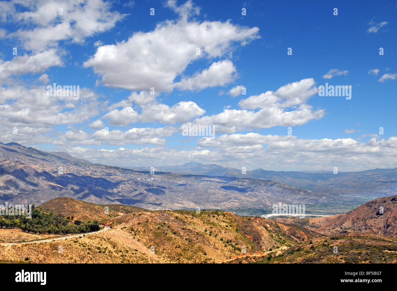 Landschaft in Cajabamba in den nördlichen Anden Perus Stockfoto