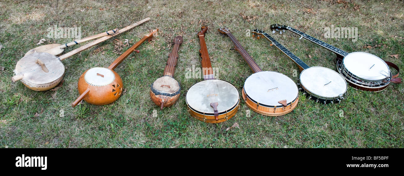 Sammlung von historischen banjos Stockfoto