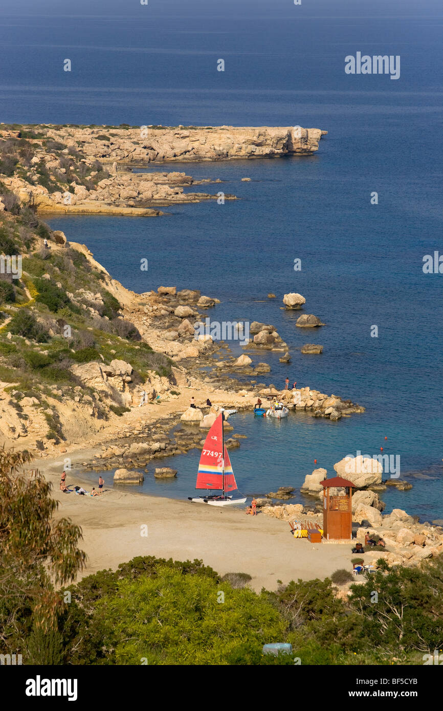 Schöne Bucht am Kap Greco in der Nähe von Agia Napa, Zypern, Griechenland, Europa Stockfoto