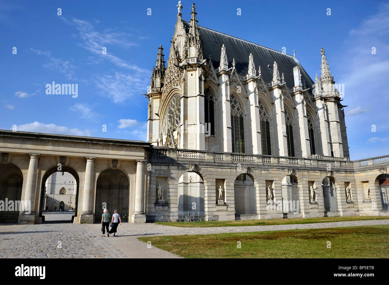 Paris, Frankreich, Touristen Besuch 'Chateau de Vincennes', Kapelle, französisches Schloss, katholische Kirche, historische Feiertage Stockfoto