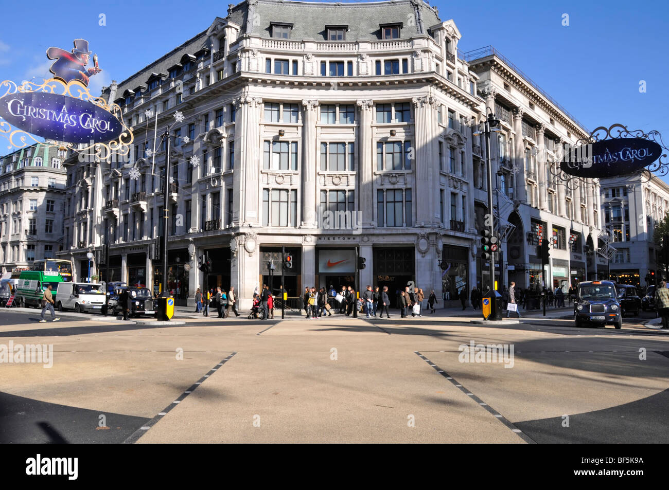 Oxford Circus Diagonale Fußgängerüberwege am offiziellen Eröffnungstag gesehen Stockfoto