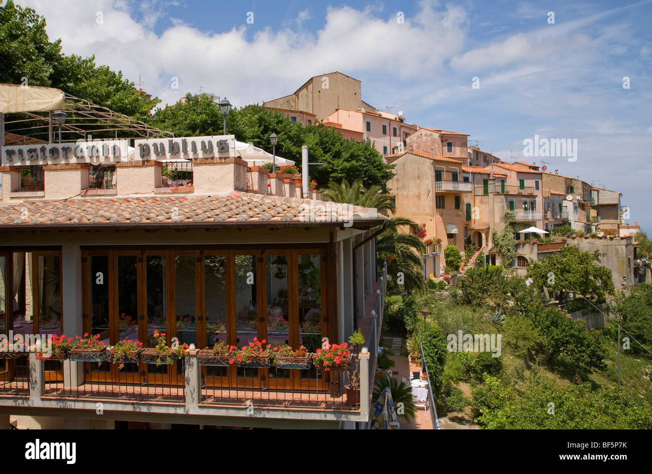 Restaurant Publius, Bergdorf Poggio, Insel Elba, Toskana, Italien Stockfoto