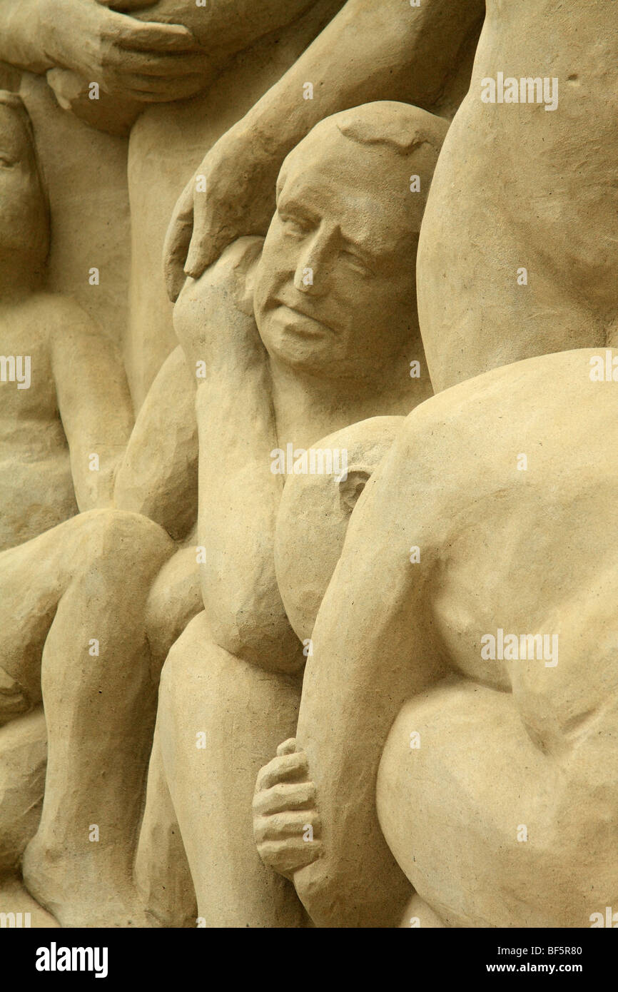 Sandskulpturen Sie Darstellung der Arbeit von Gustav Vigeland. Den Haag, Niederlande. Stockfoto