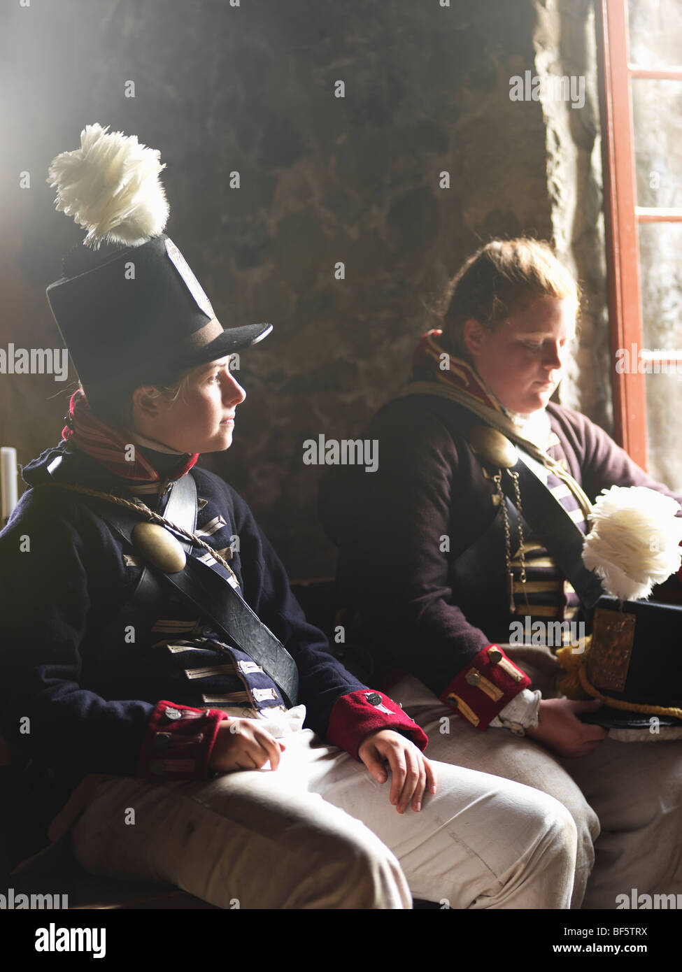 Kanada, Ontario, Fort Erie, Old Fort Erie, junge Soldaten als Krieg von 1812 Reenactors in historischen Kostümen Stockfoto