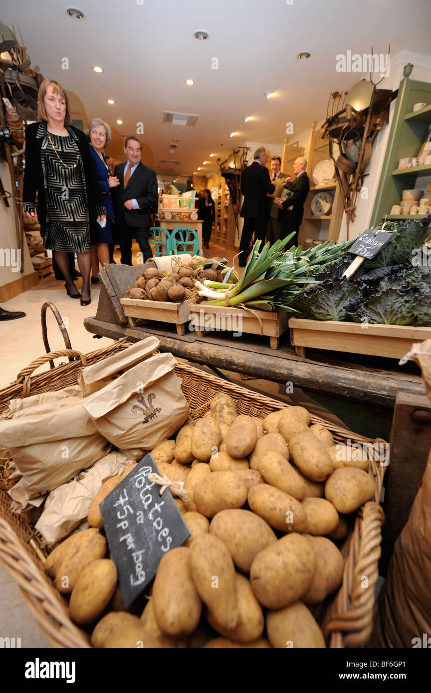 Eröffnung des Highgrove Shop in Tetbury März 2008 Stockfoto