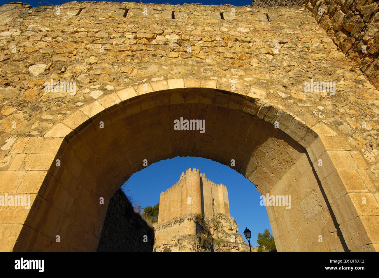 Marques de Villena Schloss (jetzt Parador Nacional, ein Staat geführtes Hotel), Alarcón, Cuenca Provinz, Region Kastilien-La Mancha, Spanien Stockfoto