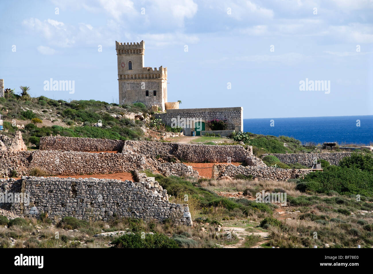 Malta-Malteser Burg Felsen Berg Stockfoto