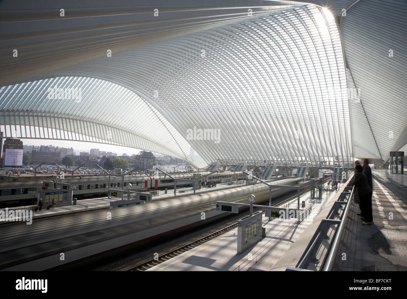Gare de Liège-Guillemins von Stararchitekten Santiago Calatrava Stockfoto