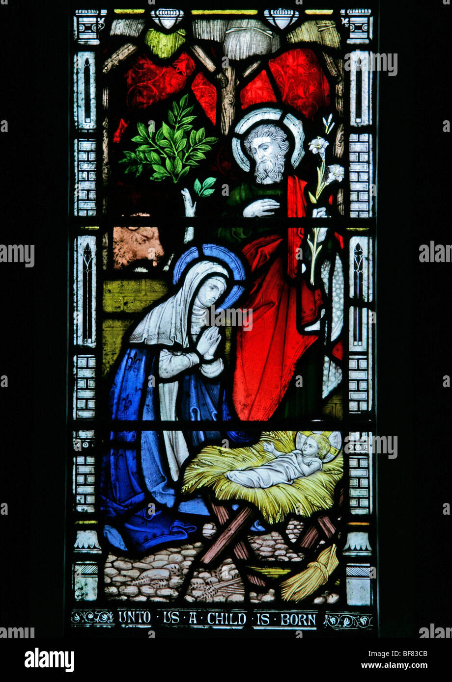 Ein Glasfenster, die Darstellung der Geburt Christi, Kirche St. Mary, South Tidworth, Wiltshire Stockfoto
