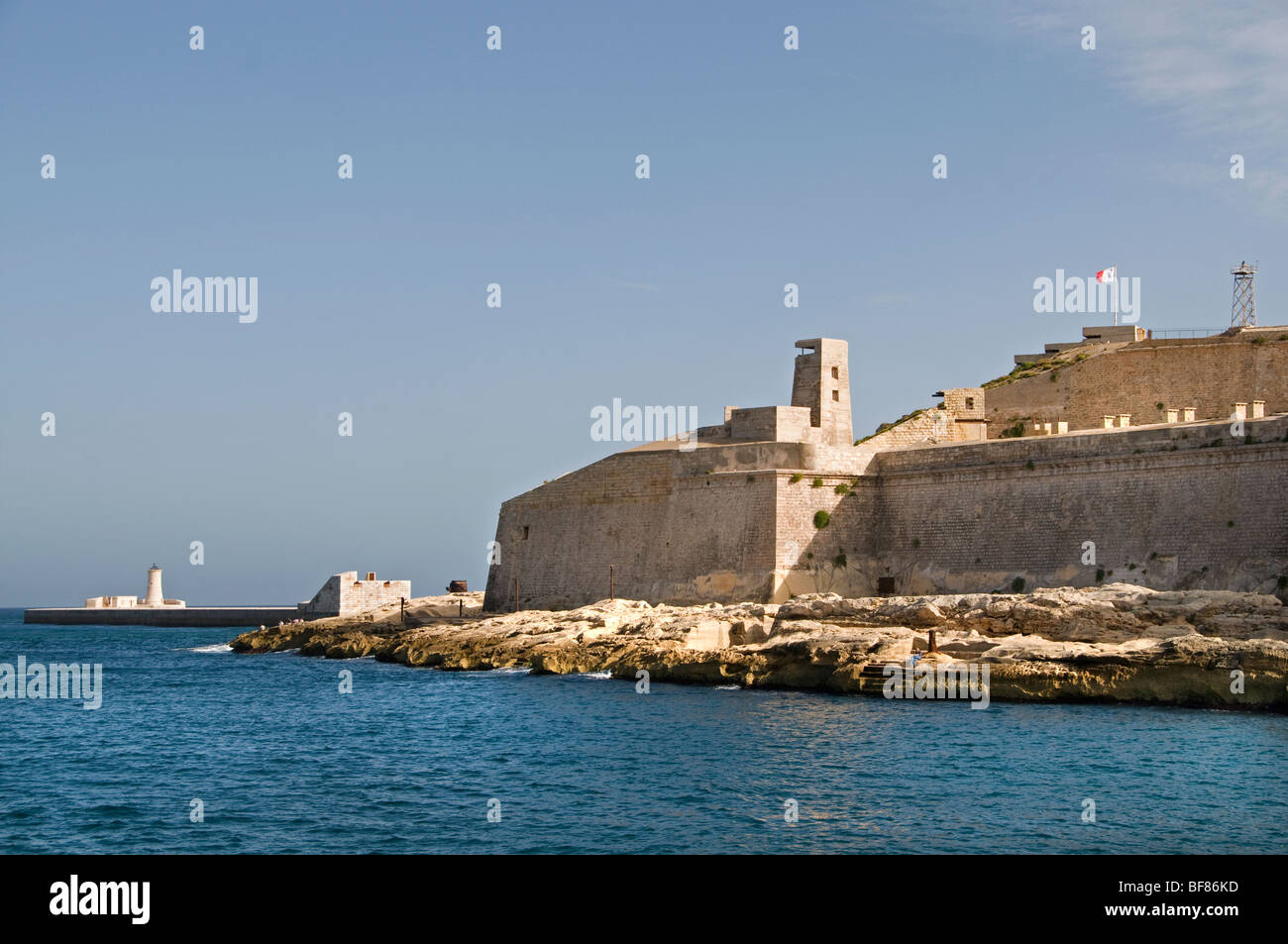 Malta befestigte Stadt Stadt Valletta Hafen Port Meer Stockfoto